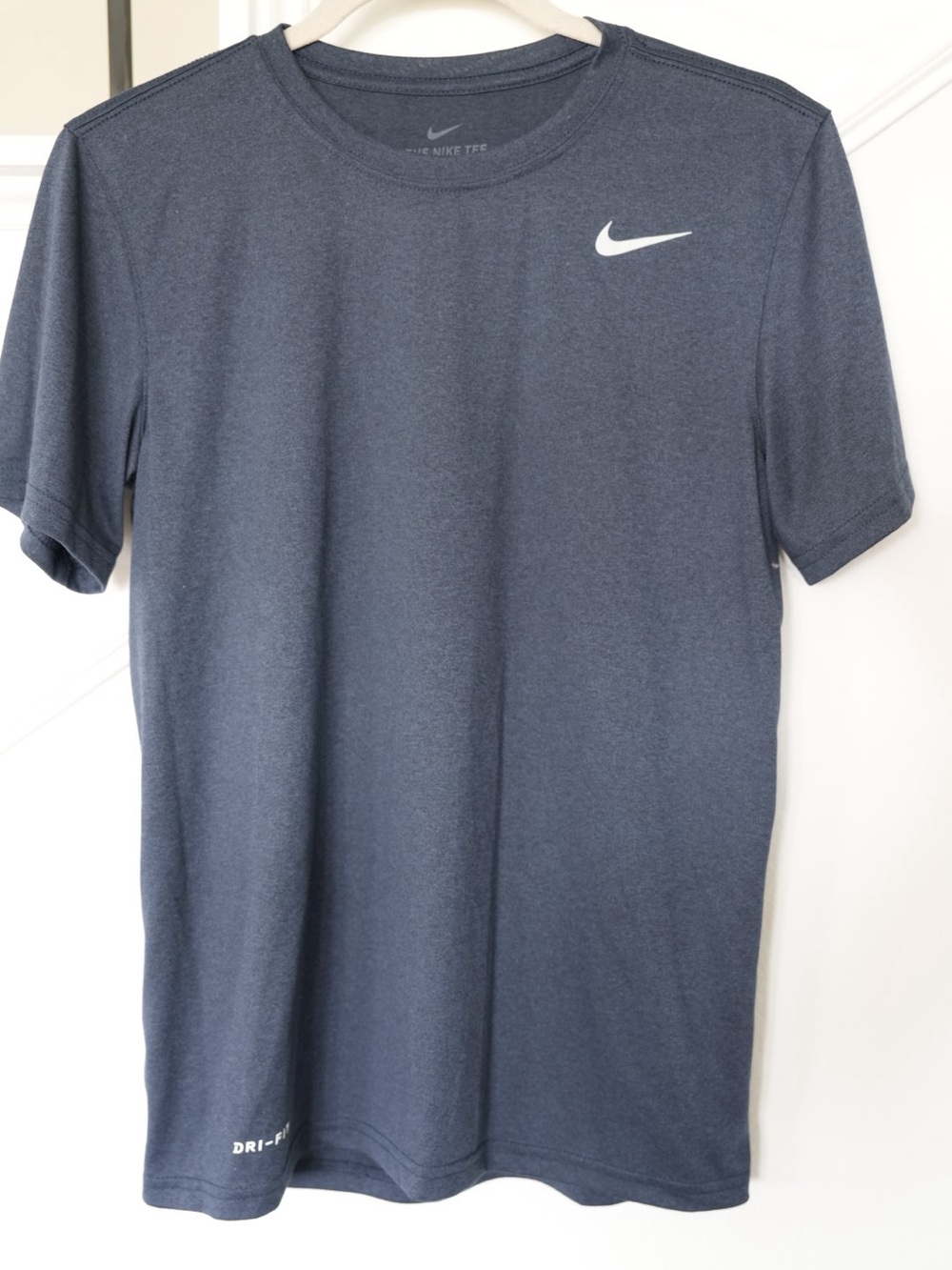 Nike Dri-FIT Athletic Tee Shirt Navy Blue Men’s Small S Short Sleeve Workout